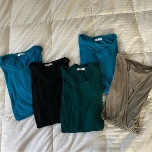 5 MATERNITY TOPS - 1X